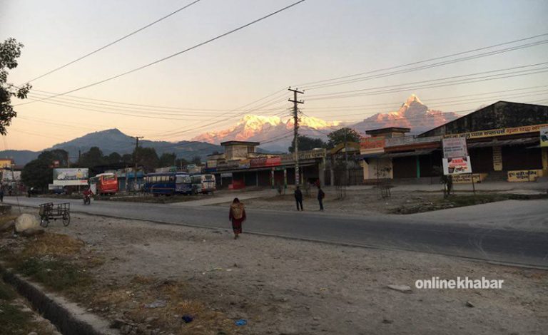 पोखरामा बन्दको प्रभावः तरुण दललाई सवारी चलाउन छुट !