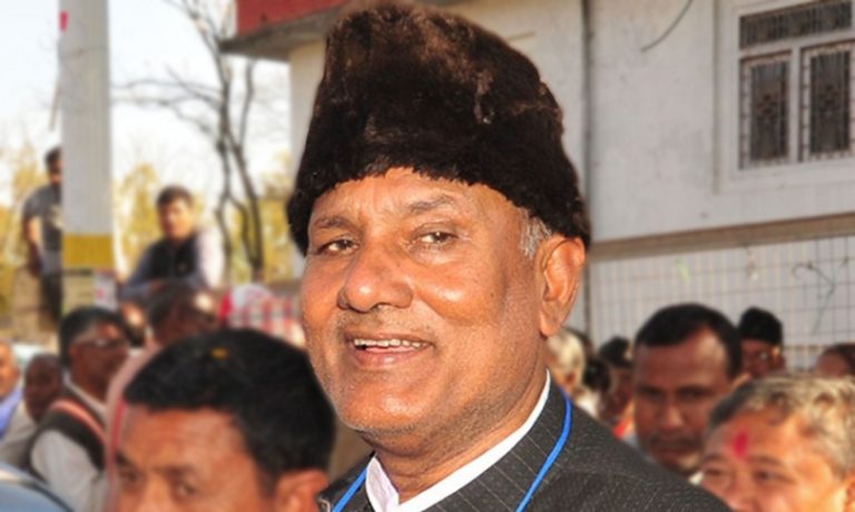 कांग्रेस सहमहामन्त्री मन्सुरको प्रश्न- बोल्न, हिंड्न नसक्ने मान्छे नेतृत्व बनाएर पार्टी बलियो हुन्छ ?