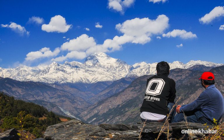 हेर्दा राम्रो बेनीबजार धौलागिरी छायाँले…(फोटो फिचर)
