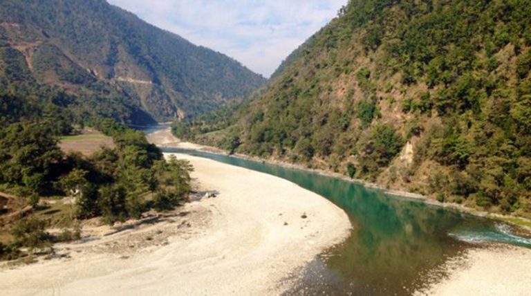 बुढीगण्डकी प्रभावितको पीडाः रुवाएर बिजुली निकाल्दैनौं भन्नेले नै धरधरी रुवाए