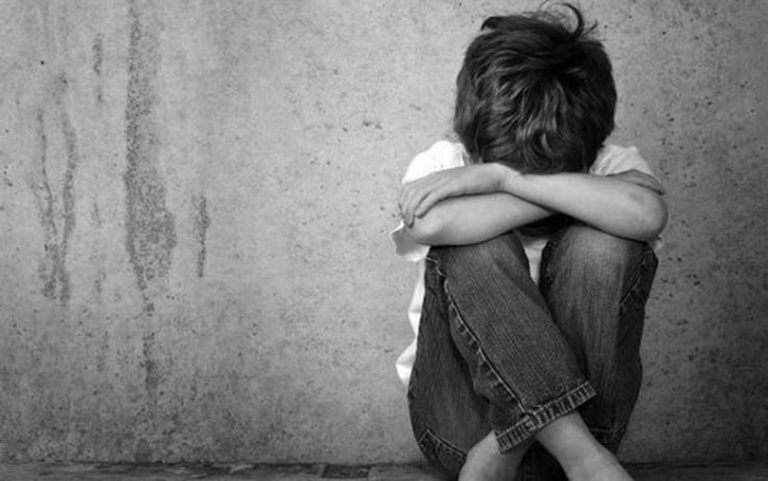 किन बढ्दै छ एक्लोपन ? कारण र रोकथामका उपाय यस्ता छन्