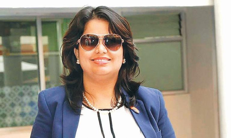 प्रचण्डको लाचारीः गच्छदारको दबावपछि शर्मिलाको नाम सदर