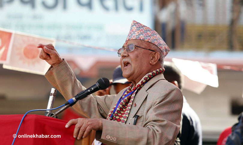 प्रधानमन्त्री ओली गोबर ग्यासको उद्घाटन गर्न विराटनगर जाँदै