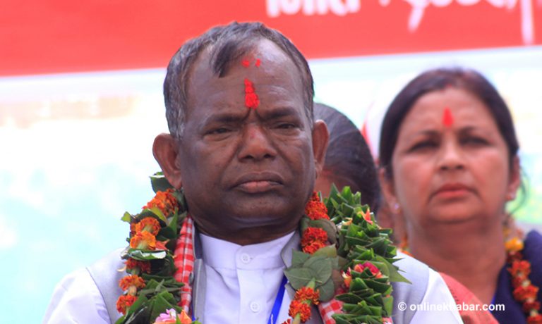 कर्मचारी व्यवस्थापन गर्न अझै समय लाग्छः मन्त्री पण्डित