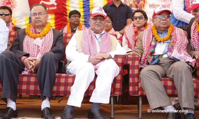 ओलीको मधेसी भेषः कूर्ता-सुरुवाल र गम्छामा यस्ता देखिए !