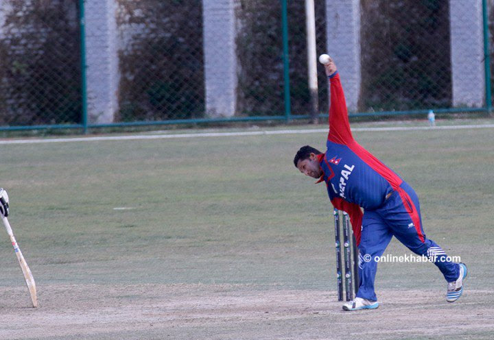 बसन्तले दिलाए नेपाललाई पहिलो विकेट