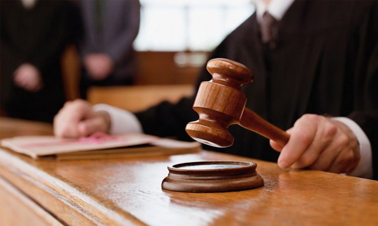बलात्कारको आरोप लगाउने युवतीलाई एक महिना कैद