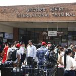 विमानस्थलले फेरि भन्यो : १ यात्रु बिदाइमा बढीमा ३ जना आउनू