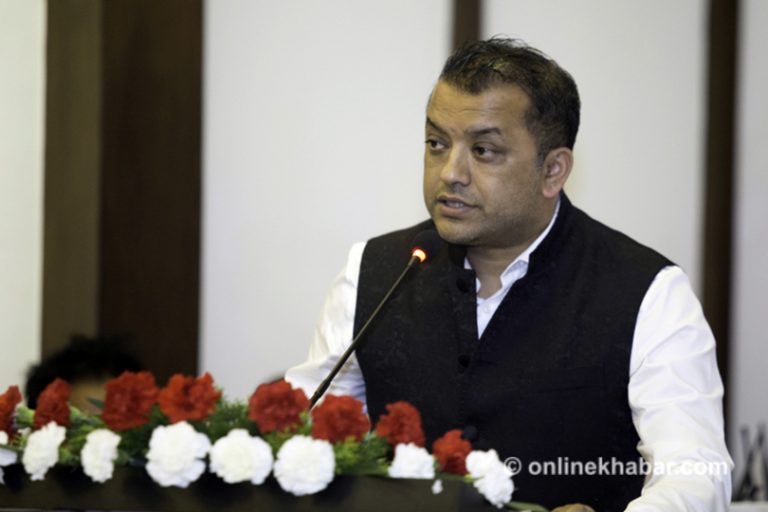 कपनवासीलाई गगनले भने-मेरो नियत खराब होइन, बसमा नभएर मात्र हो