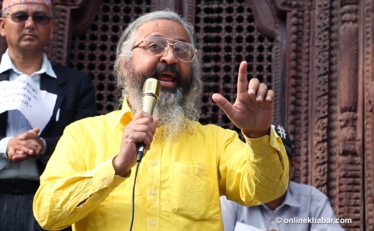 कृष्ण पहाडीः ओछ्यानमै बमको धम्कीदेखि ‘मृत्युको खबर’ सम्म