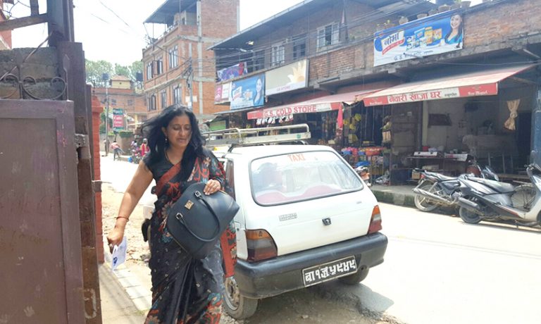 उपमेयरकी दाबेदार निरुपमा भन्छिन्-सेलरोटीले काठमाडौं र मधेसलाई जोड्छ