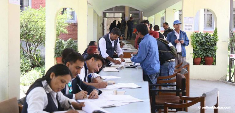 १३ हजार पदका लागि ४४ हजार उम्मेदवार, कुन पदमा कति परे ?