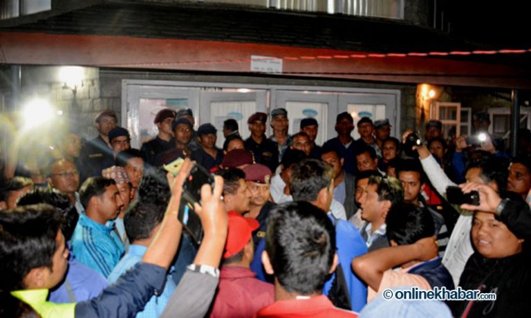 मतगणना विवाद: निर्वाचन आयोगको केन्द्रीय प्रतिनिधि पोखरा झिकाउने तयारी, आज सर्वदलीय बैठक
