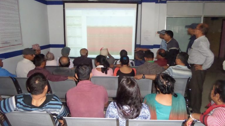 टप १० ब्रोकर कम्पनीमध्ये ८ को खरिद धेरै, कति गरे किनबेच ?
