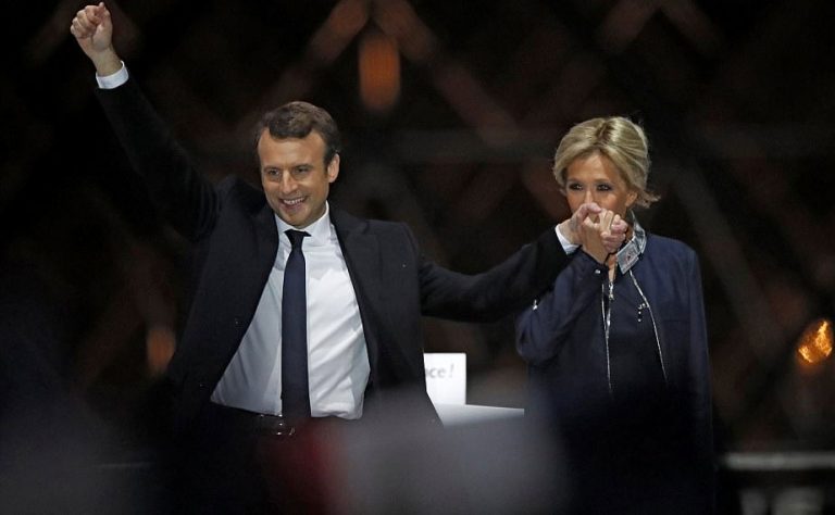 दक्षिणपन्थी पेनलाई हराउँदै म्याक्रोन बने फ्रान्सका राष्ट्रपति