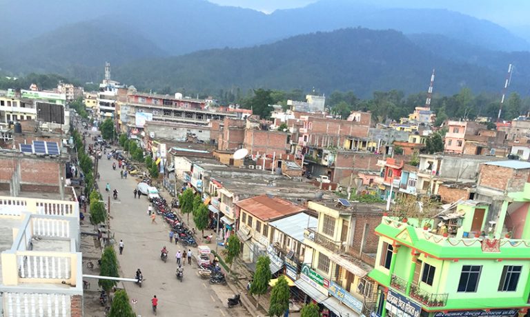 वीरेन्द्रनगरका सडकको धुलो नियन्त्रण गर्न उच्च अदालतको आदेश