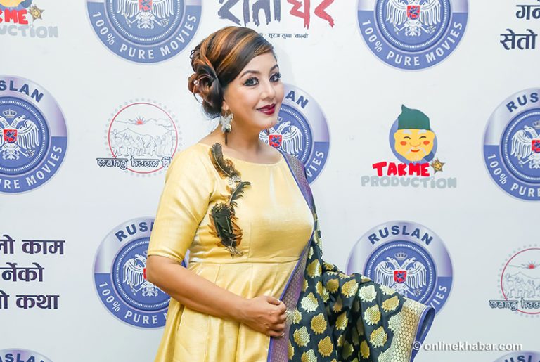 करिश्माको स्टाइल