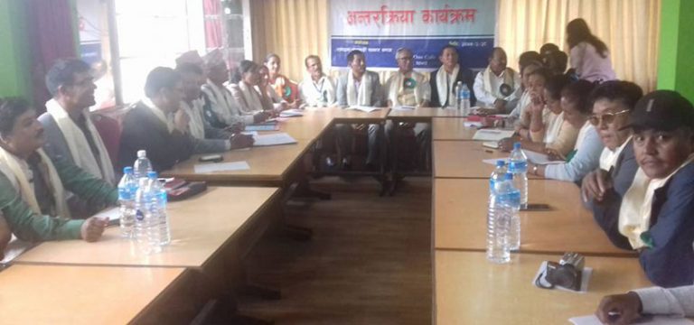 रामेछापका जनप्रतिनिधिको योजनाः कुलमान घिसिङको गाउँ ६ महिनामै झिलिमिली