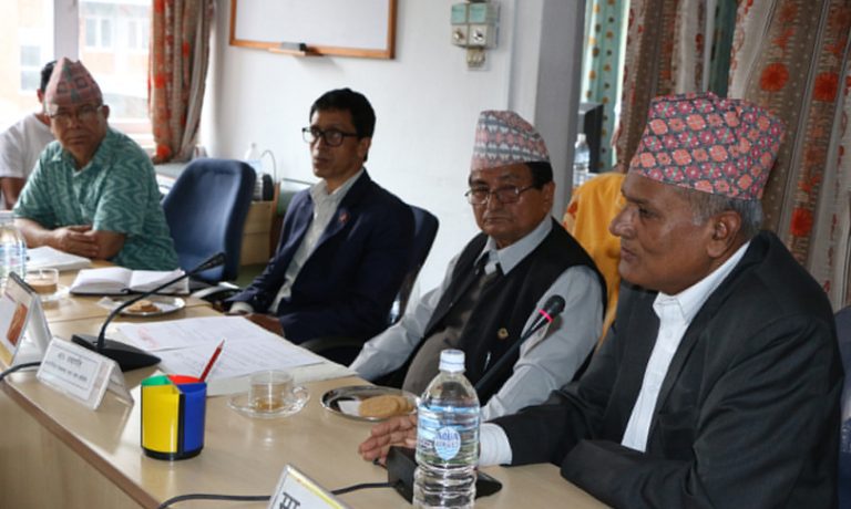 खाडी मुलुकबाट नेपाललाई चिठीः दरबारका घरेलु कामदार नरोकिदिनुस्