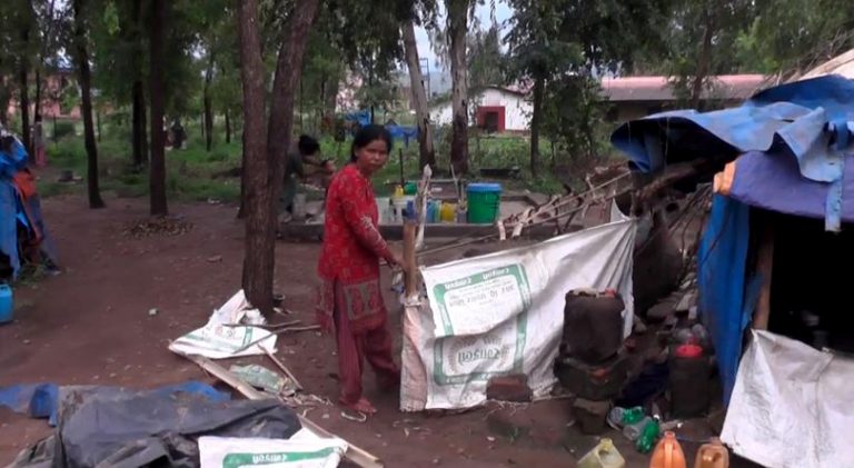 सुर्खेतका बाढीपीडितका शिविर खाली गराउन प्रशासनको निर्देशन