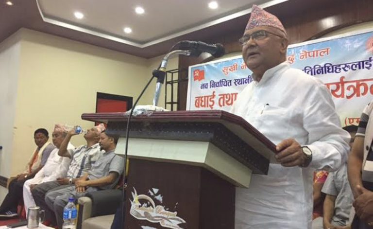 झापा पुगेपछि ओली क्रुद्धः अन्तरघातीलाई कारवाही गर्ने चेतावनी
