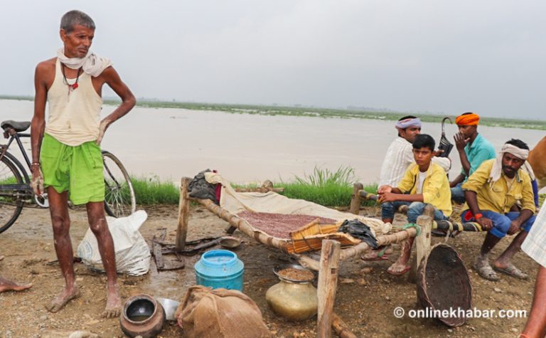 ८० प्रतिशत बाढी पीडित महामारीको जोखिममा