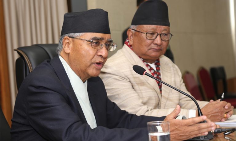 प्रधानमन्त्रीले बोलाए मन्त्रिपरिषदको आकस्मिक बैठक