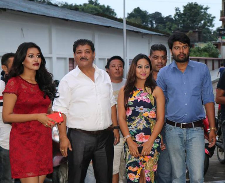 ‘संरक्षण’को चितवनमा प्रिमियर, मलिना र अशिष्मासहित को-को पुगे ?