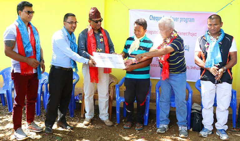 श्वेताश्री फाउन्डेशनलाइ वस्ती निर्माणमा २० लाख सहयोग