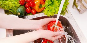 हामीले खाने फलफूल र सब्जी कति विषाक्त ? यसरी बनाउनुहोस् विषरहित