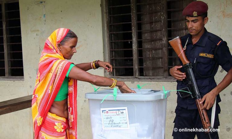 कांग्रेस र एमालेलाई धक्का, माओवादी र मधेसवादीलाई छक्का !