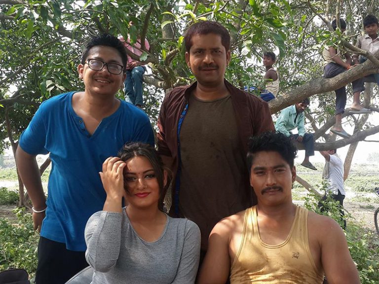 मधेस पात्रमा जमेका सौगात, ‘फाटेको जुत्ता’बाट देखिए आशावादी