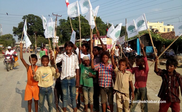 रौतहटमा निर्वाचन आचारसंहिताको यसरी धज्जी उडाइंदैछ