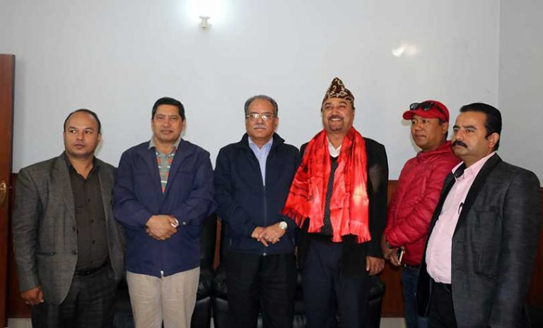 प्रचण्ड भन्छन्- आफ्नो कारणले आफैं संकटमा परे बाबुराम