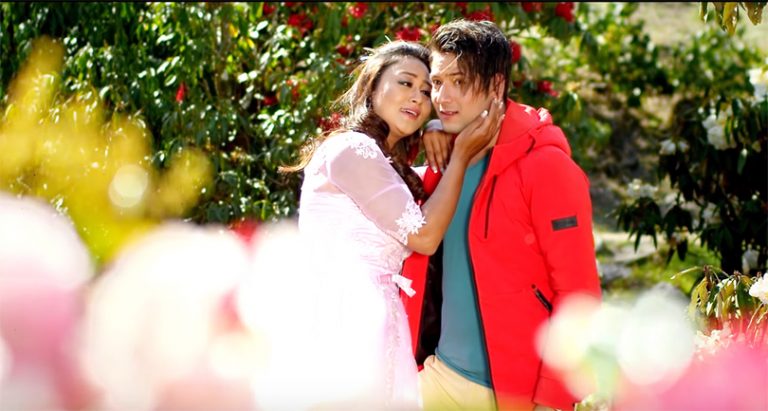 ‘मेला’को रोमान्टिक गीतमा आमेष र अशिष्माको रोमान्स