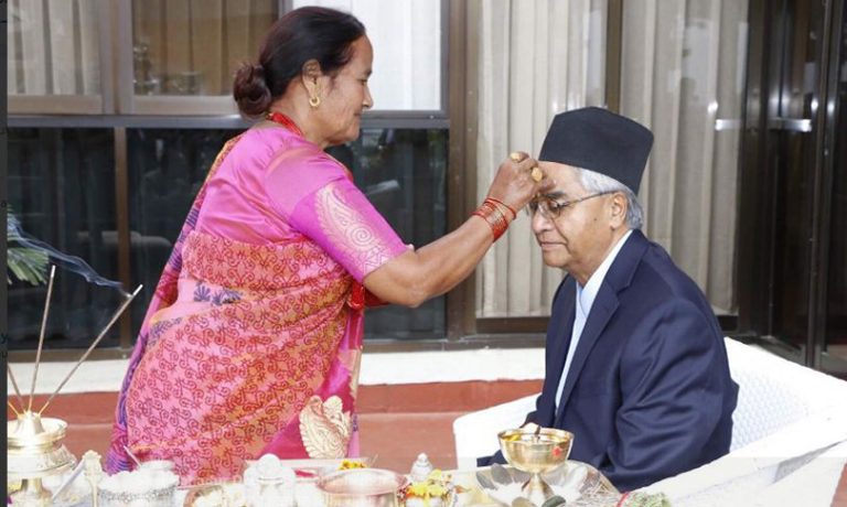 यस्तो देखियो भीआईपीको भाइटीका (तस्वीरसहित)