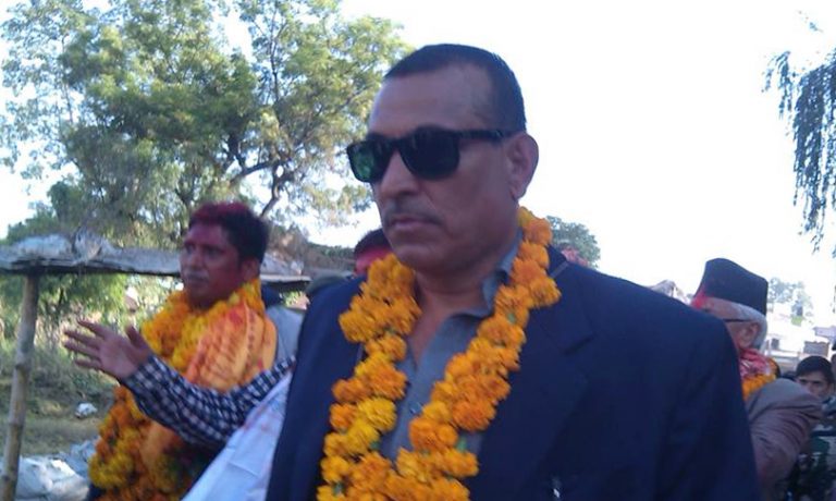 चितवनमा बद्री तिम्सिनाको प्रवेशले प्रचण्डलाई कति फाइदा ?