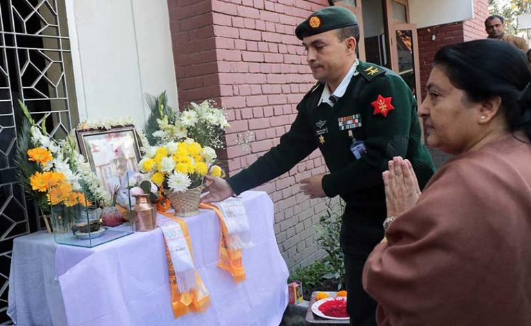 राष्ट्रपतिद्वारा प्रकाश दाहालप्रति श्रद्धाञ्जली अर्पण