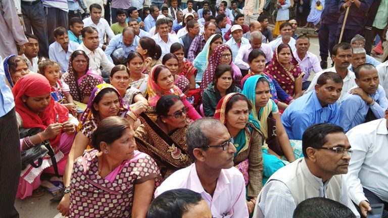 शिक्षकले तलब नपाएपछि रौतहटका सामुदायिक विद्यालय बन्द