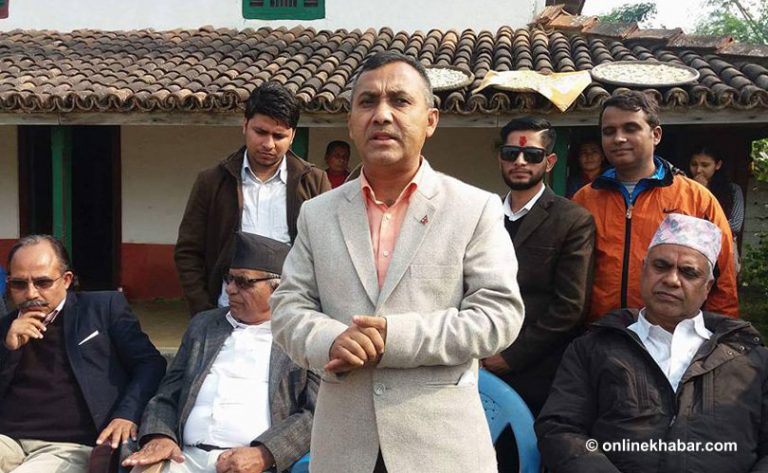 कांग्रेस घाटमा पुगेको छैन, थला मात्र परेको होः विश्वप्रकाश
