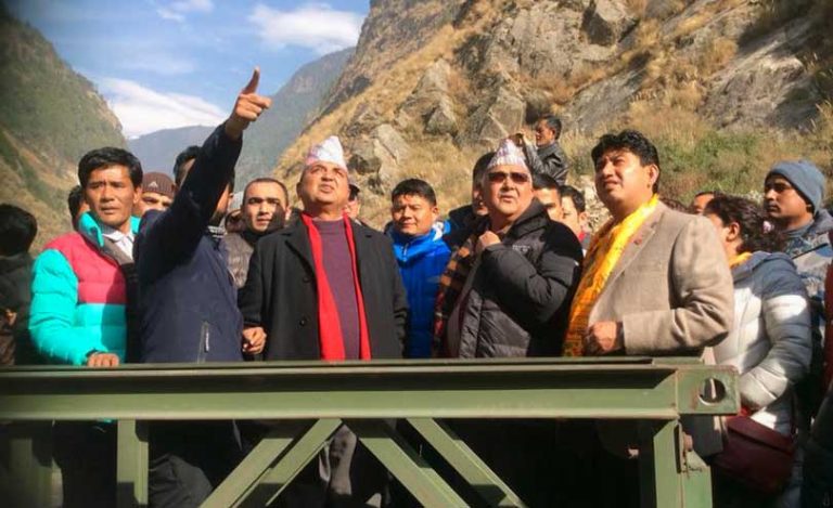 चिनियाँ सीमा रसुवागढीलाई अन्तर्राष्ट्रिय नाका बनाउने ओलीको घोषणा