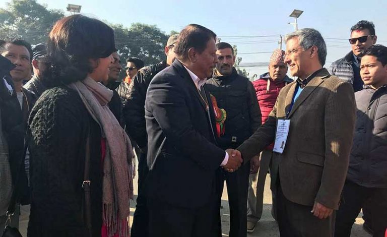 प्रकाशमान सिंह र रविन्द्र मिश्रबीच जम्काभेट !
