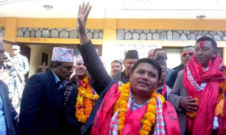 कास्कीबाट रवीन्द्र अधिकारीको ह्याट्रिक