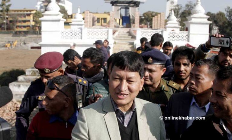 रानीपोखरी विवादः उपमेयर पुग्दा ताला लाग्यो, मेयरले तोडे