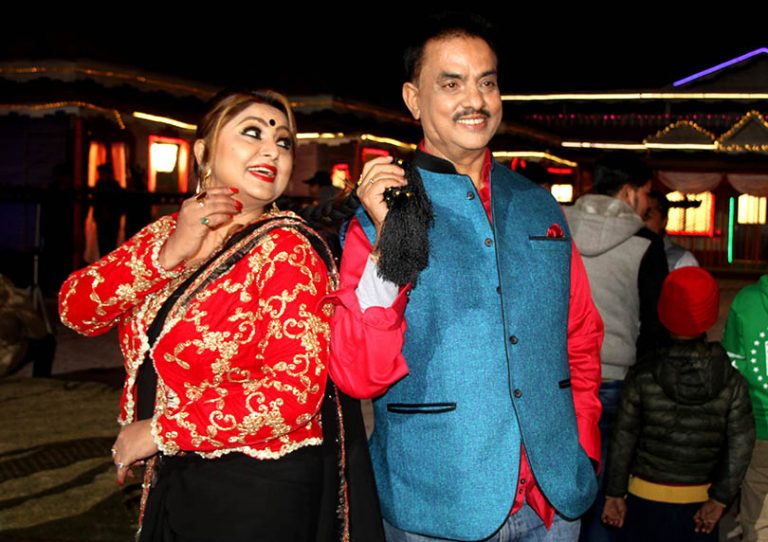 ‘सत्रु गते’को ‘रुपै मोहनी’ बोलको गीतमा दीपादेखि आँचलको छमछमी