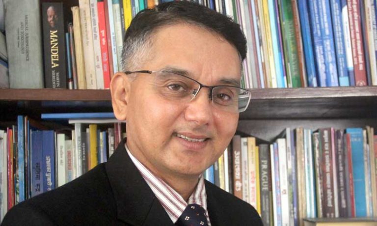 ७६(५) मा राष्ट्रपतिले पूरा कार्यकाल समर्थन दिने आधार हेर्नुपर्छ : वरिष्ठ अधिवक्ता भण्डारी