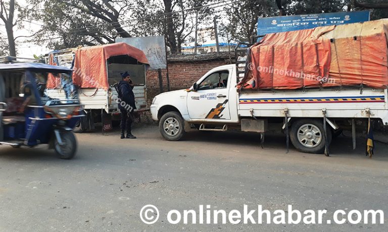 बाराबाट दुई सय बोरा मरिच र ५० लाखको सामान बरामद