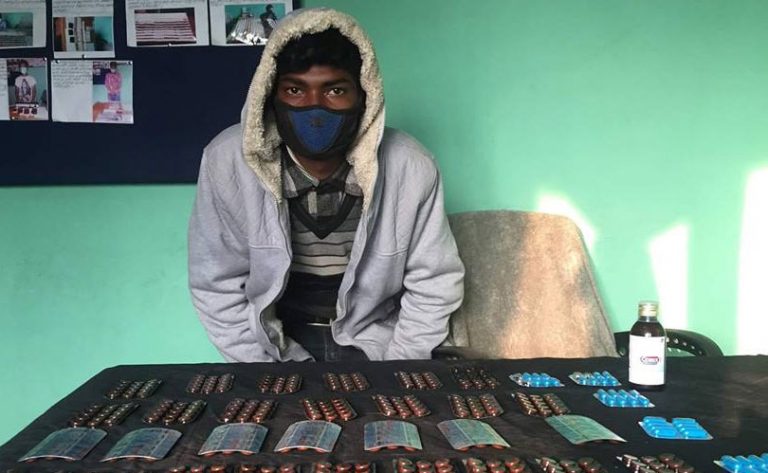 नागढुंगाबाट लागूऔषधसहित एक युवक पक्राउ