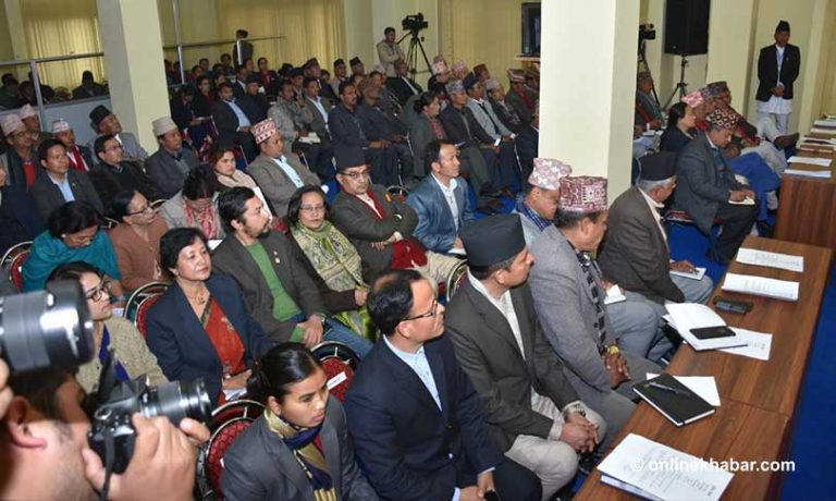 पहिलो बैठकमै राजधानीको राजनीतिः वामपन्थीलाई हेटौंडा निल्नु न ओकल्नु !
