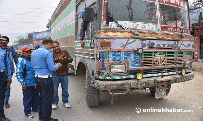 अनुगमन टोलीले भेट्टाएन २० वर्षे थोत्रा गाडी !
